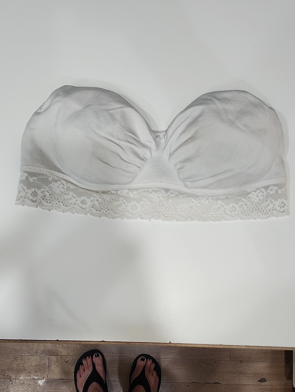 Strapless Lace Bandeau Bra - White